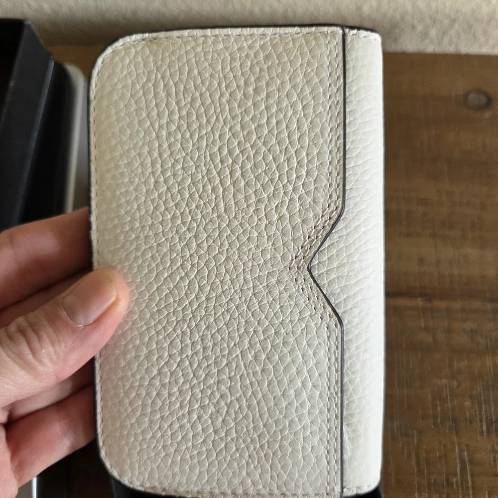 Michael Kors Mens White Hudson Wallet NWT $128